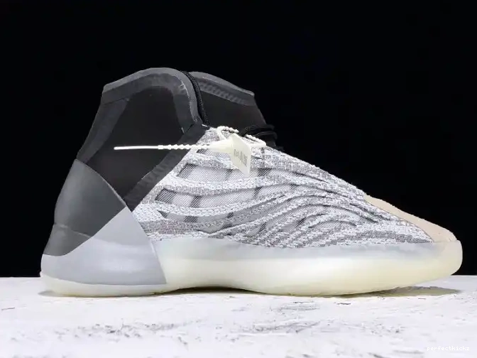EG1535 Basketball Adidas Quantum Yeezy 0517